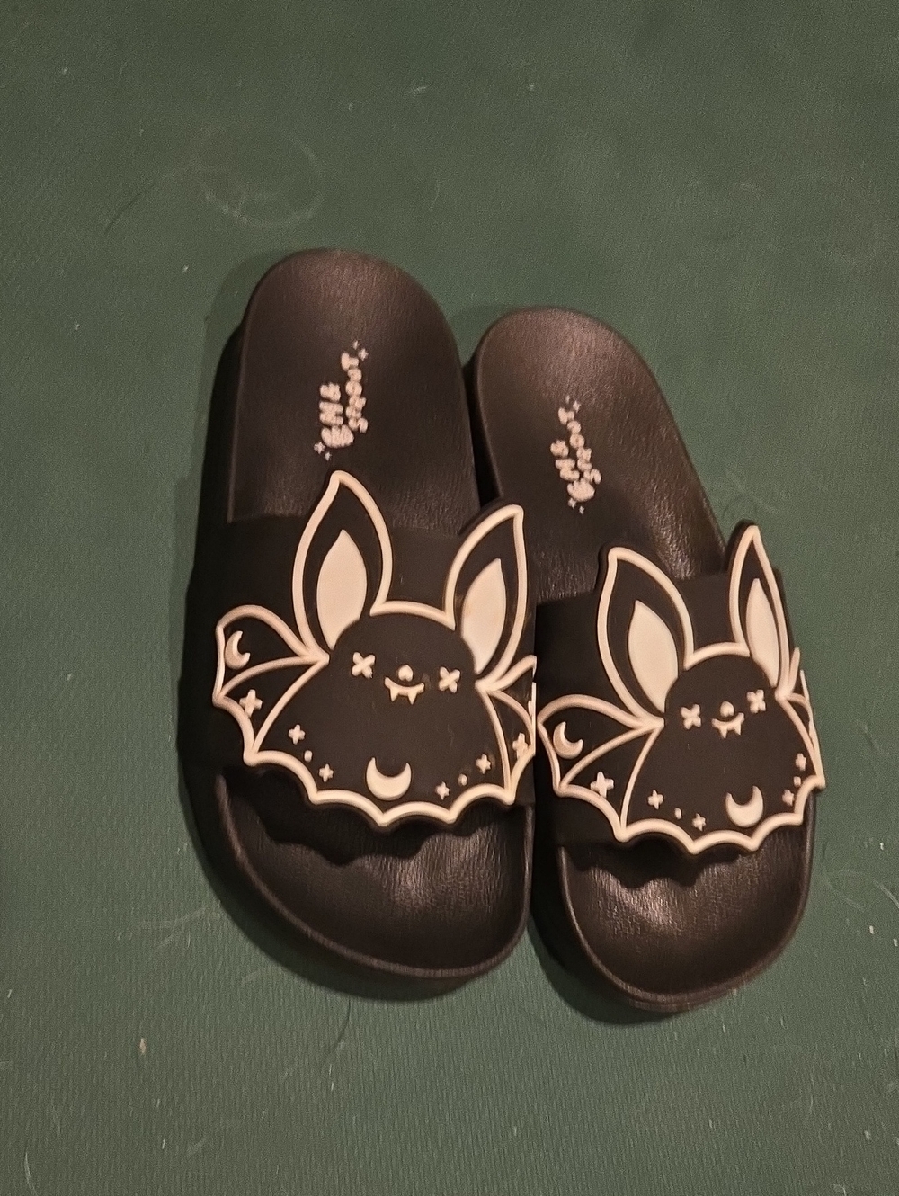 Black Cute Bat Graphic Slide Sandals for Women